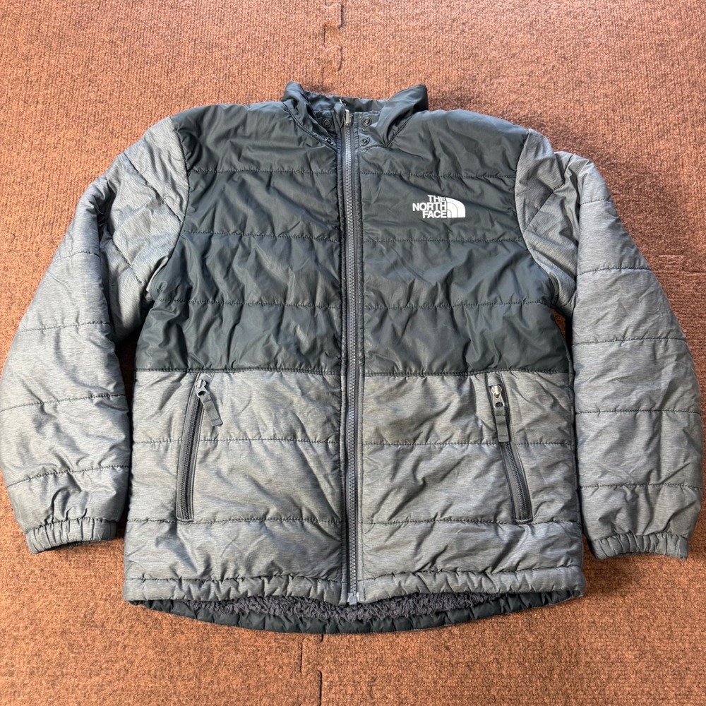 The North Face Boys Reversible Puffer Jacket Grey Black Fleece Lined Size L 12
